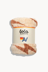 Beige // Copper Bolt