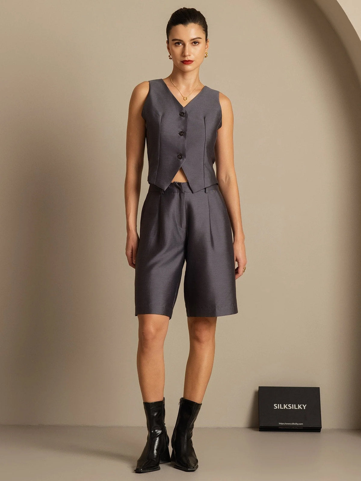 32Momme Silk-Wool Blend Women's V Neck Vest with Button Design