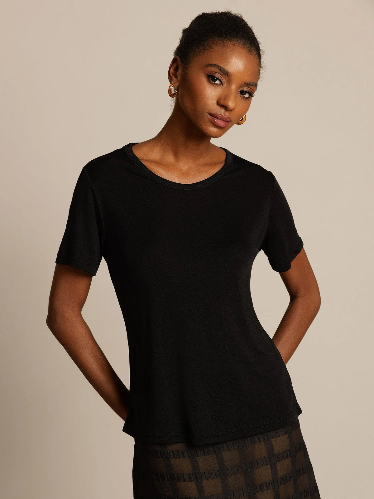 Silk Jersey Short Sleeve Round Neck Women's T-Shirt